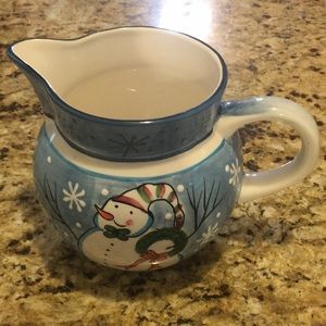 ☃️❄️Precious Snowman ceramic pitcher 10’x7 NEW☃️❄️
